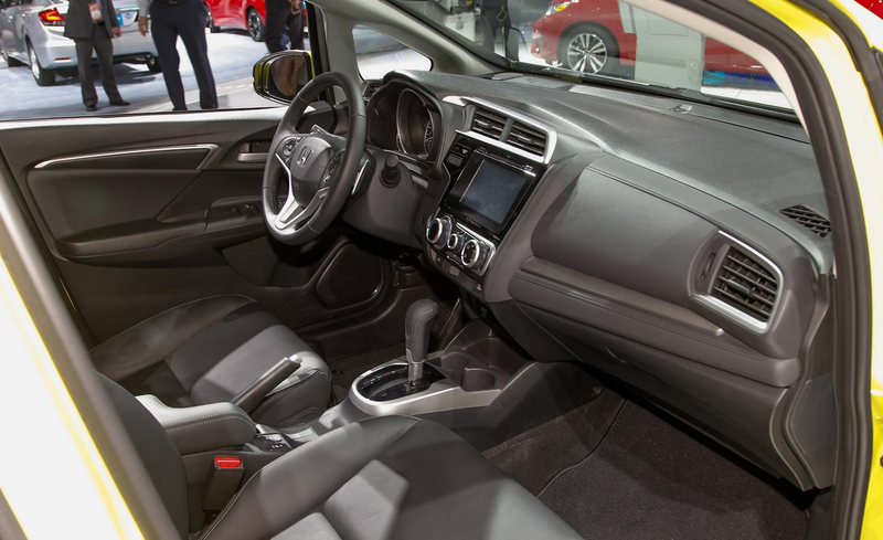 Illustration for article titled 2015 Honda Fit EX - The Oppositelock Review